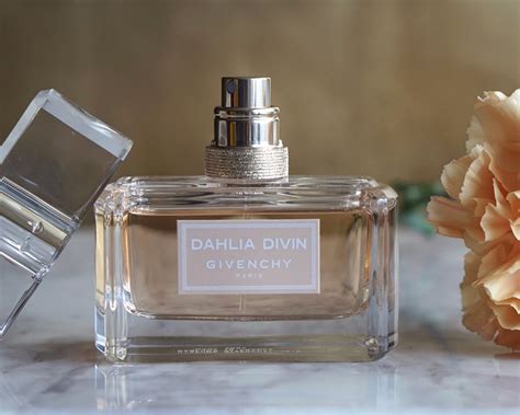 Givenchy Dahlia Divin Nude — Raincouver Beauty